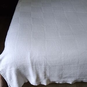 White Textured Thermal Cotton Coverlet - Checker Weave Spread Blanket